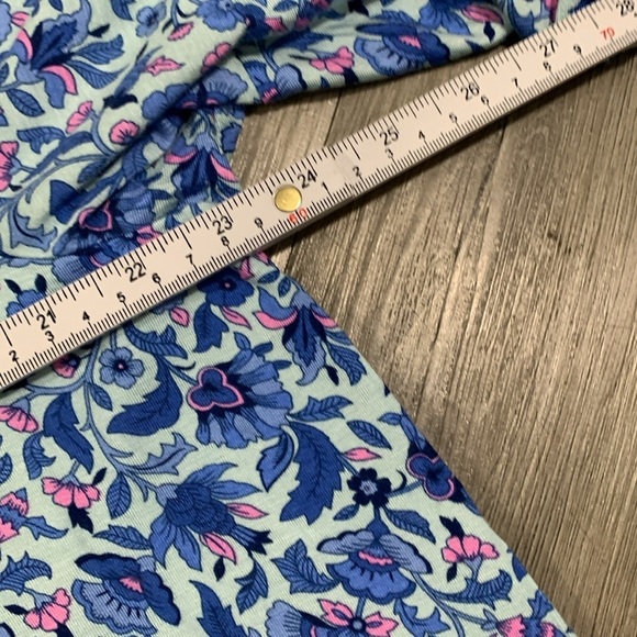 T Tahari Flutter Sleeve Periwinkle & Pink Floral All Over Print Stretch Knit Tee - Picture 11 of 11